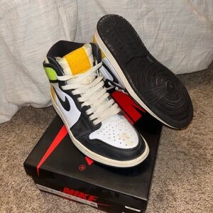 Nike Air Jordan 1 High-Top Sneakers, Youth 5.5